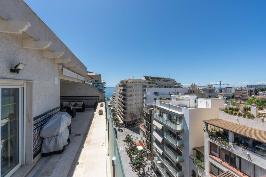 Penthouse Marbella Málaga - image 8
