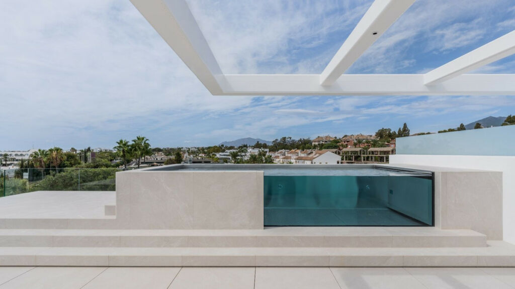 Semi-Detached House Nueva Andalucía Málaga - image 30