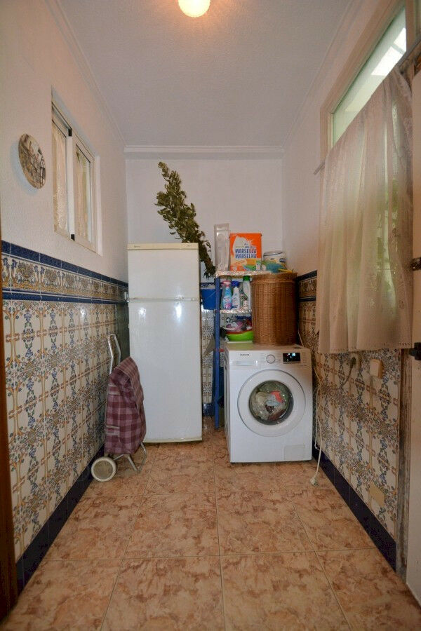 Townhouse Guardamar del Segura Alicante - image 9
