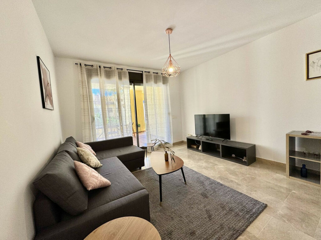 Ground Floor Apartment La Duquesa Málaga - image 8