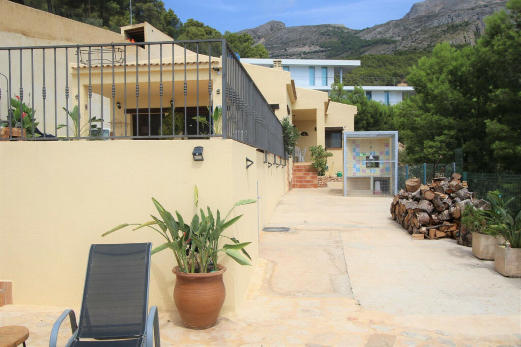 Detached Villa Altea Alicante - image 8
