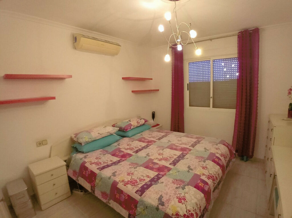 Detached Villa Algorfa Alicante - image 8