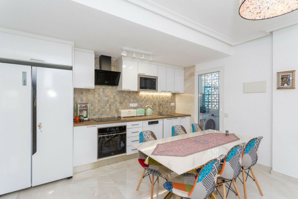 Townhouse Orihuela Costa Alicante - image 9