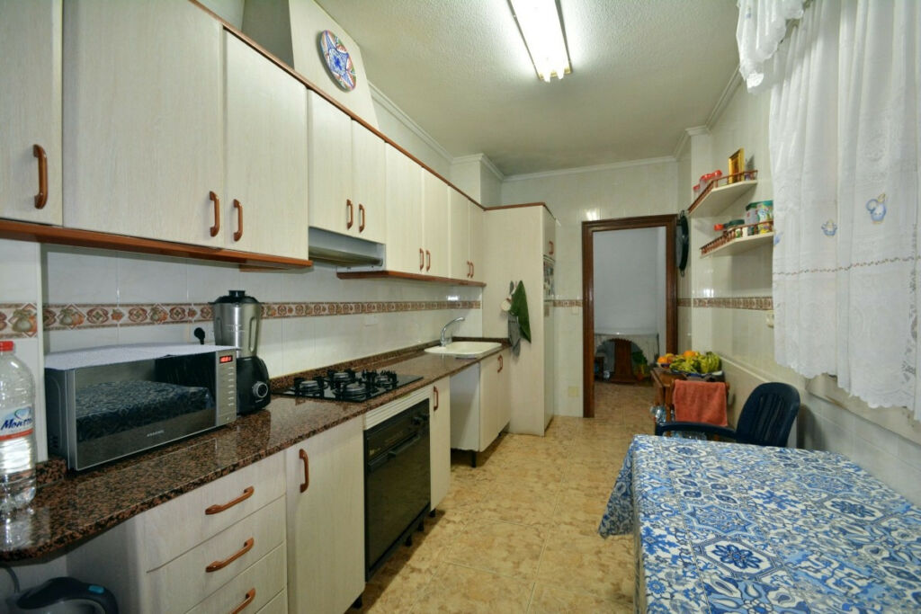 Townhouse Guardamar del Segura Alicante - image 10