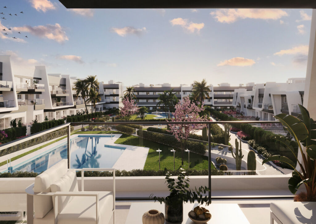 Middle Floor Apartment Gran Alacant Alicante - image 9