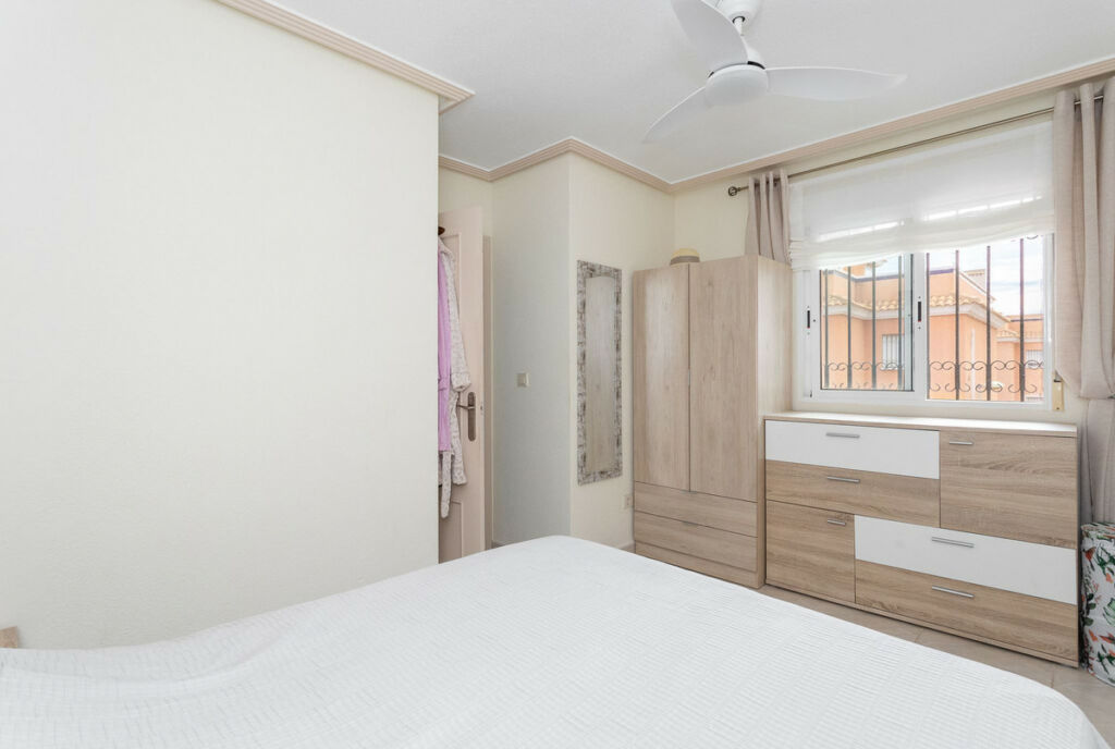 Ground Floor Apartment Orihuela Costa Alicante - image 9