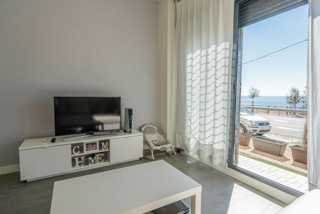 Middle Floor Apartment Benajarafe Málaga - image 9