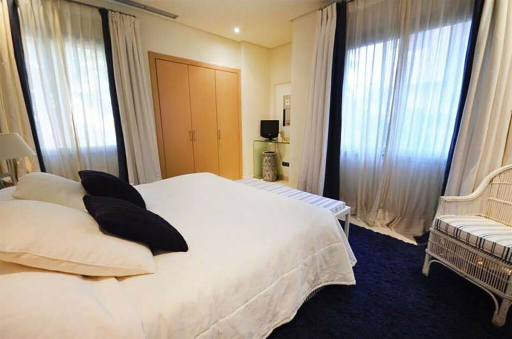 Ground Floor Apartment Marbella Málaga - image 9