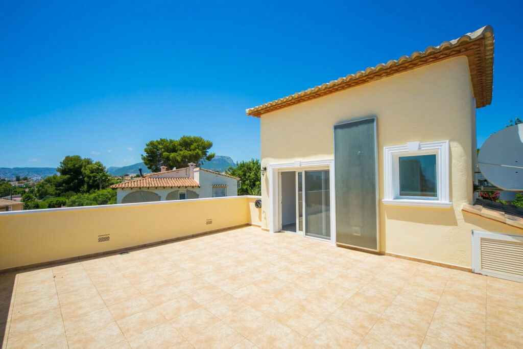 Detached Villa Calpe Alicante - image 9