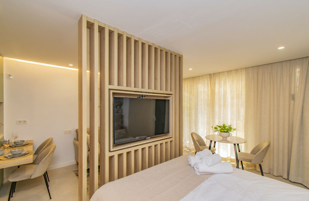 Middle Floor Apartment Marbella Málaga - image 9