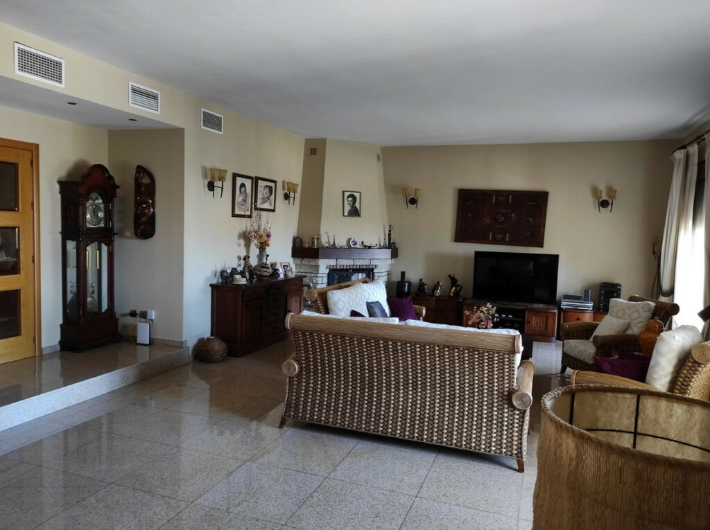 Detached Villa Mijas Costa Málaga - image 9