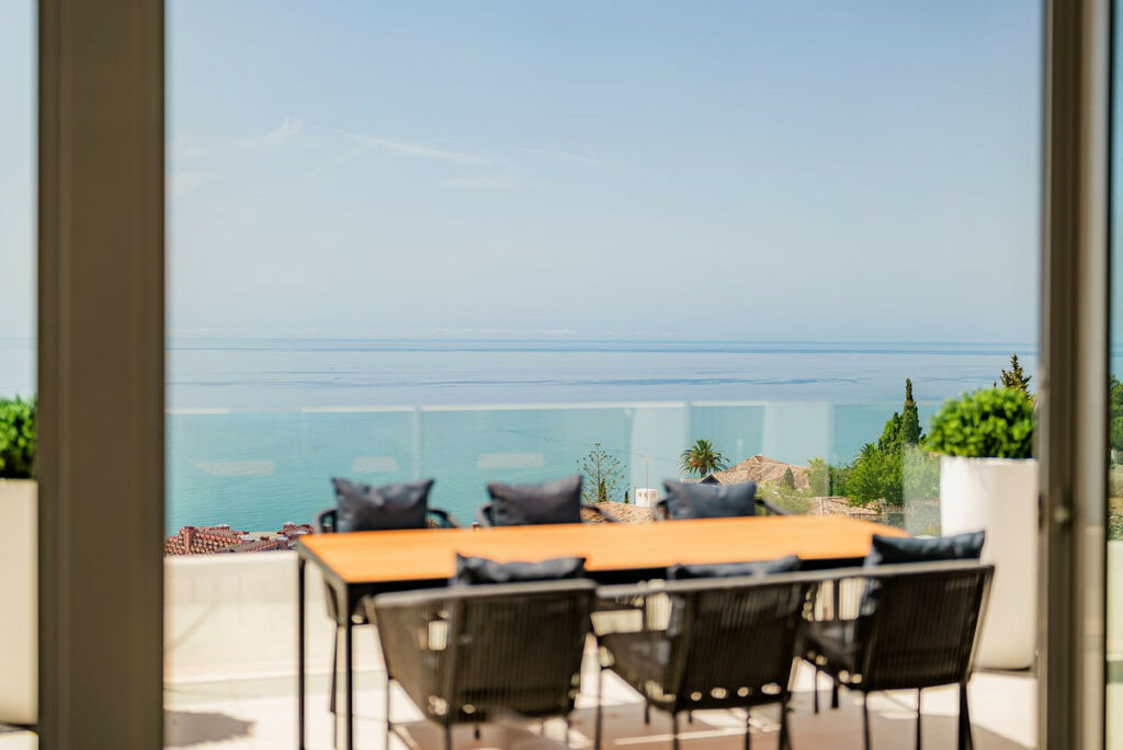 Penthouse Benalmadena Málaga - image 2