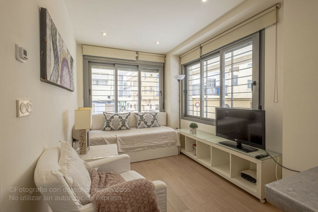 Middle Floor Apartment Estepona Málaga