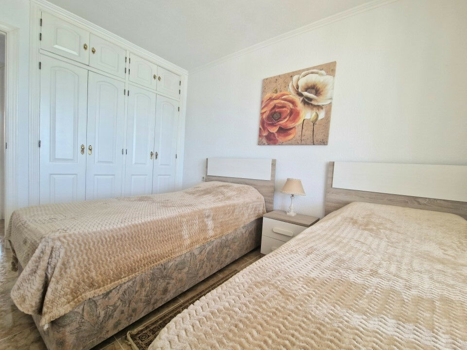Middle Floor Apartment Albir Alicante - image 10