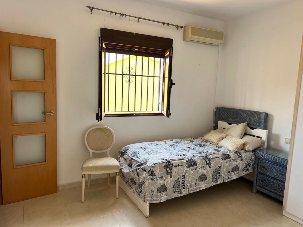 Detached Villa Albir Alicante - image 10