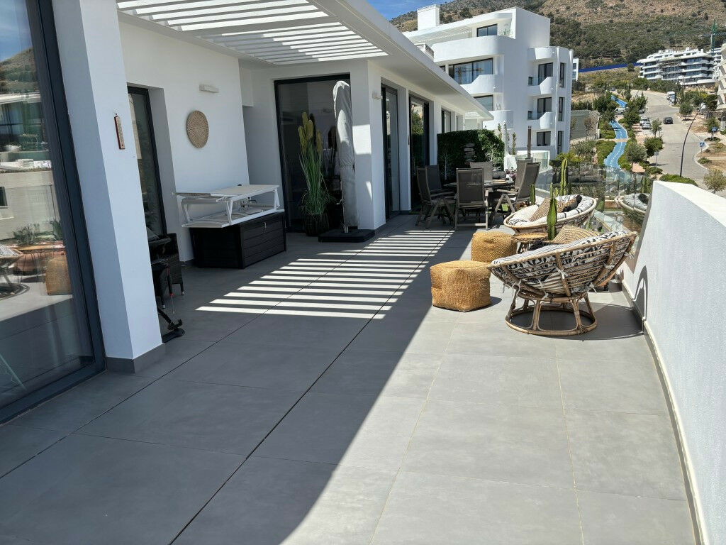 Penthouse Higueron Málaga - image 10