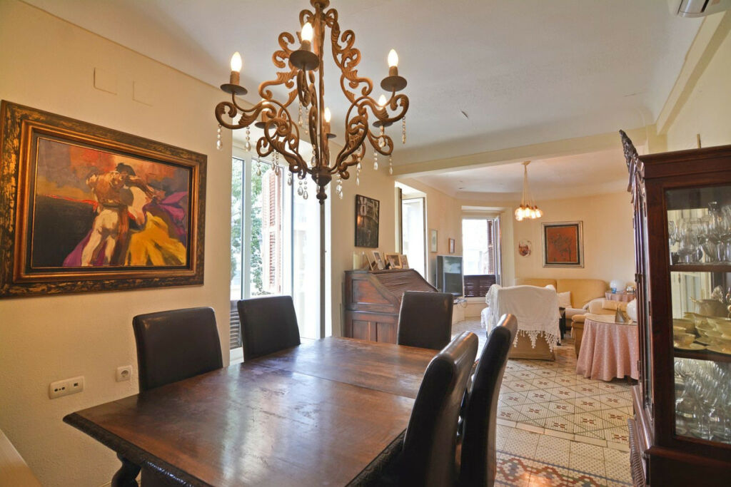 Middle Floor Apartment Málaga Centro Málaga - image 12