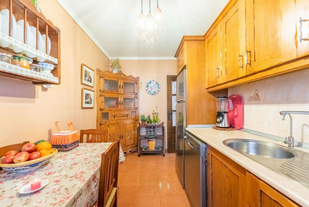 Ground Floor Apartment Benahavís Málaga - image 12