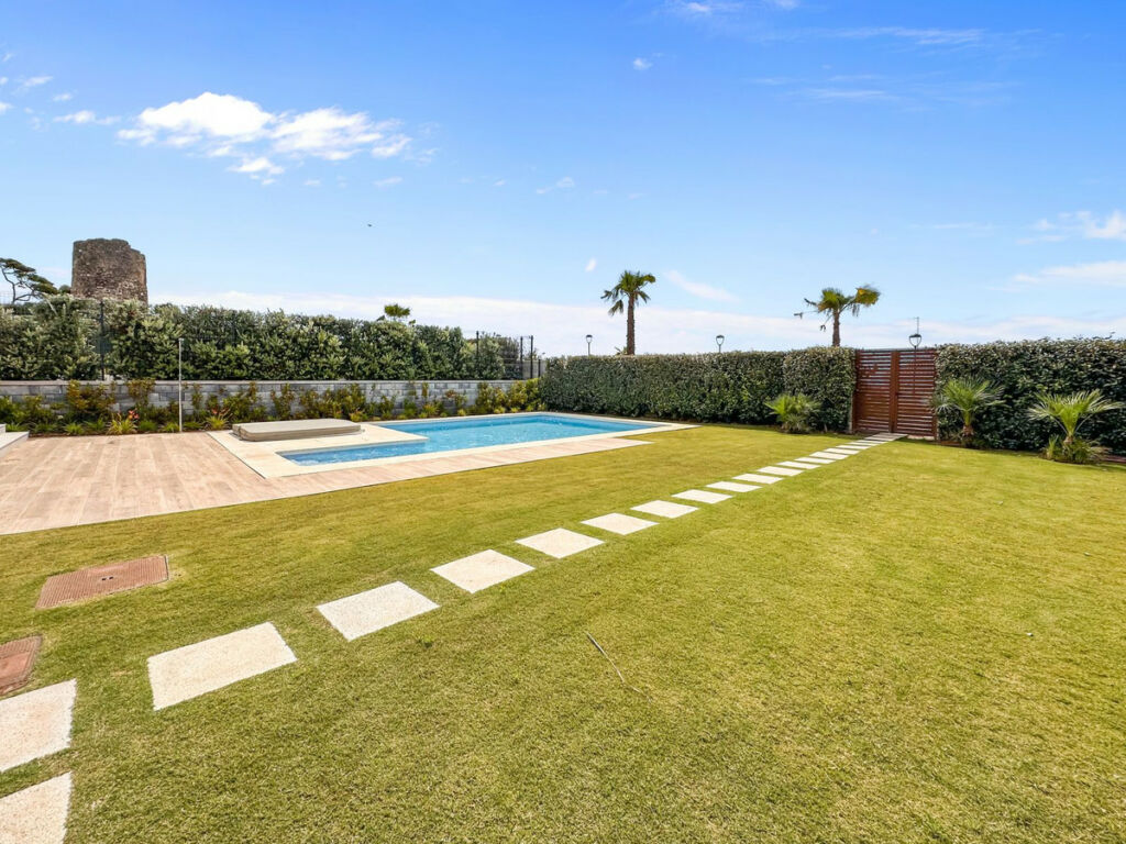 Detached Villa New Golden Mile Málaga - image 120