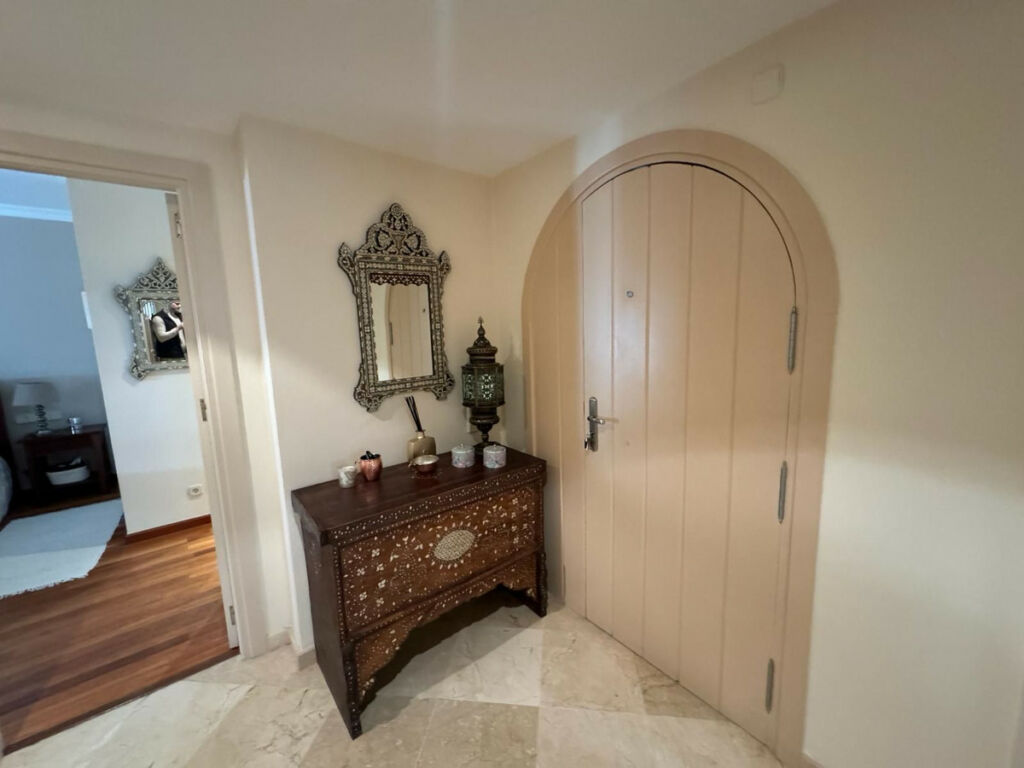 Townhouse Aloha Málaga - image 13