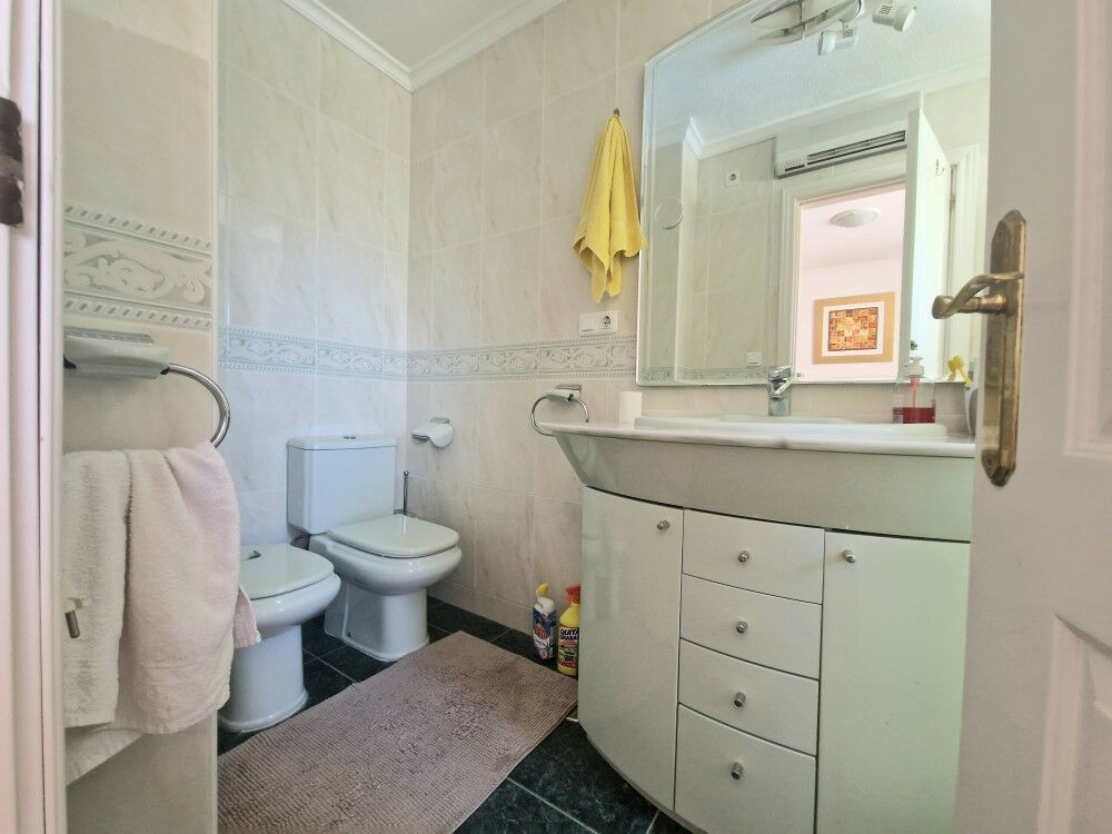 Middle Floor Apartment Albir Alicante - image 13