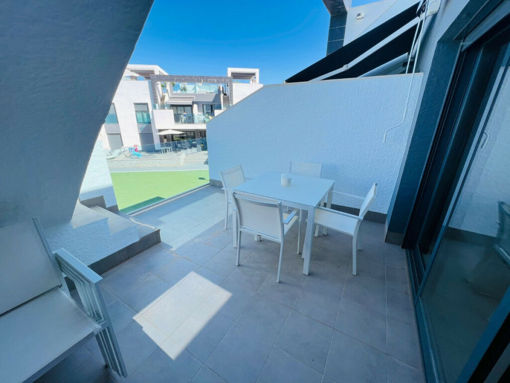 Middle Floor Apartment Guardamar del Segura Alicante - image 13