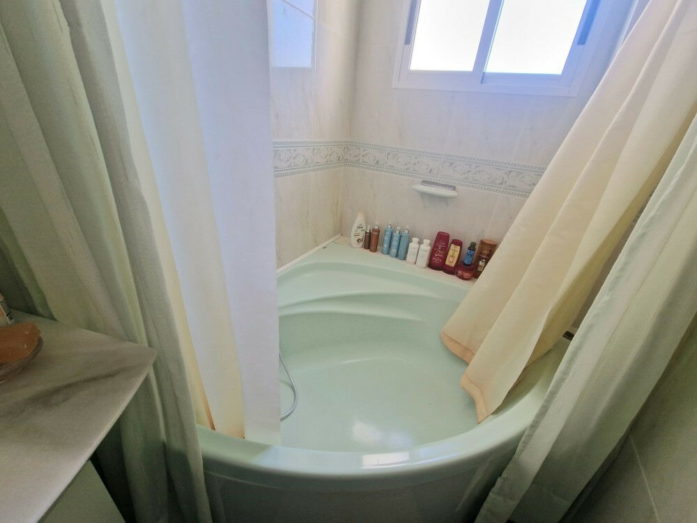 Middle Floor Apartment Albir Alicante - image 14