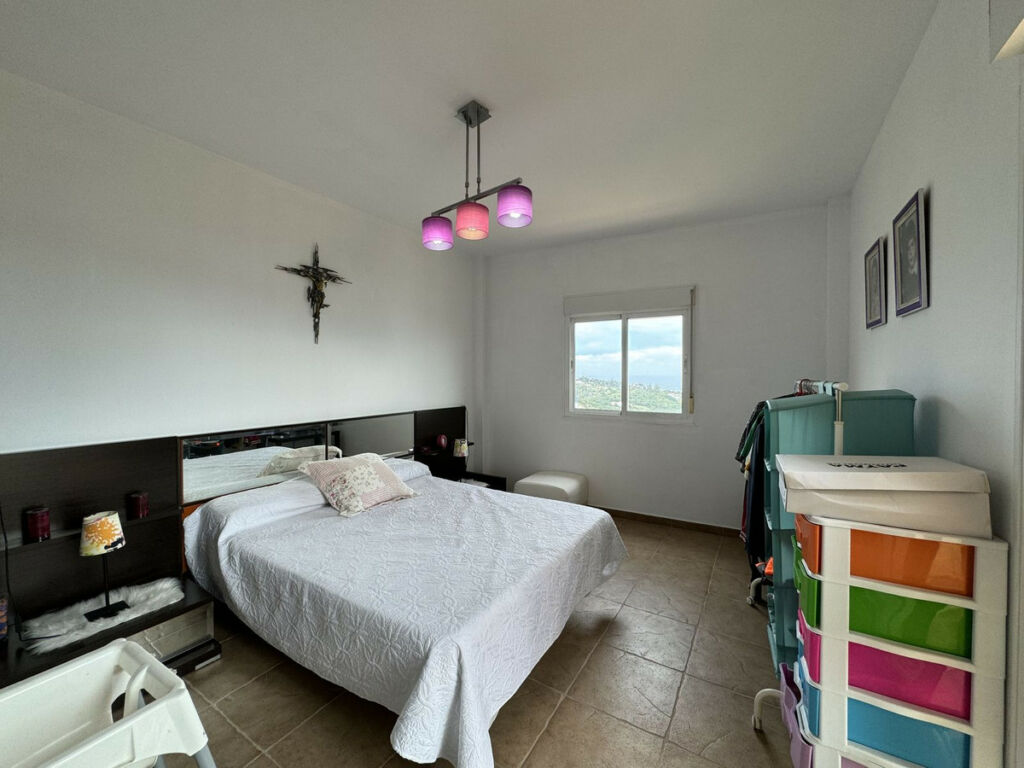 Detached Villa Sotogrande Cádiz - image 14