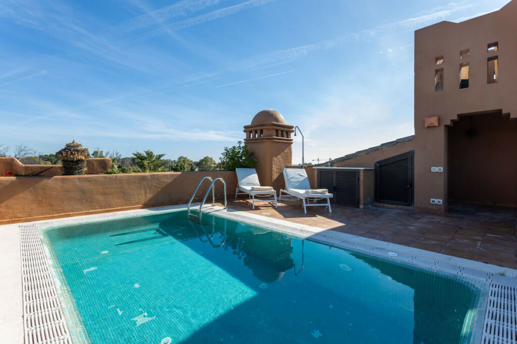 Penthouse Guadalmina Baja Málaga - image 14