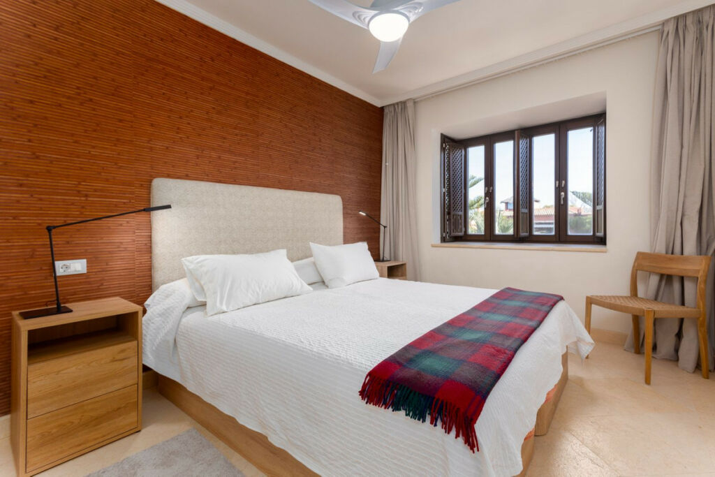Penthouse Guadalmina Baja Málaga - image 15
