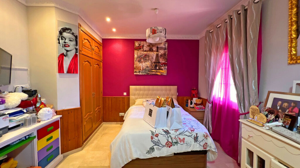 Detached Villa Reserva de Marbella Málaga - image 15