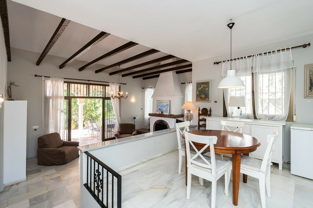 Detached Villa Marbesa Málaga - image 10