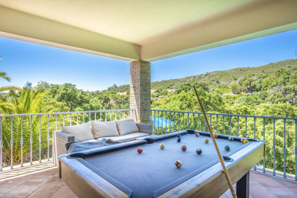 Detached Villa Estepona Málaga - image 18