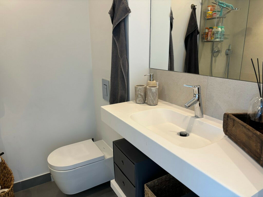 Penthouse Higueron Málaga - image 15