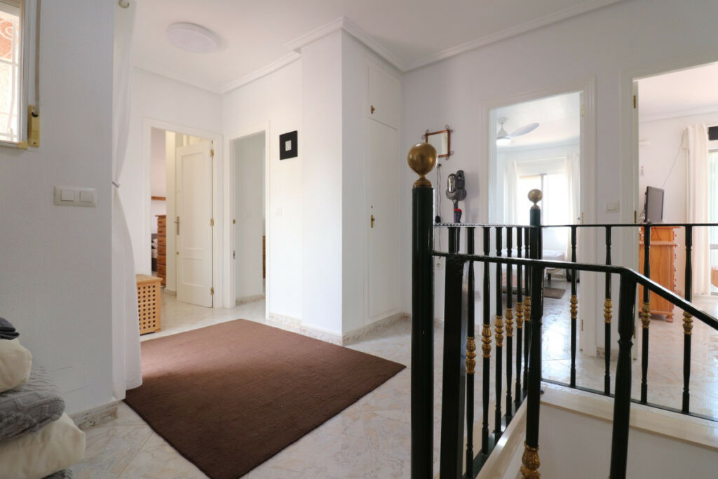 Detached Villa Algorfa Alicante - image 19