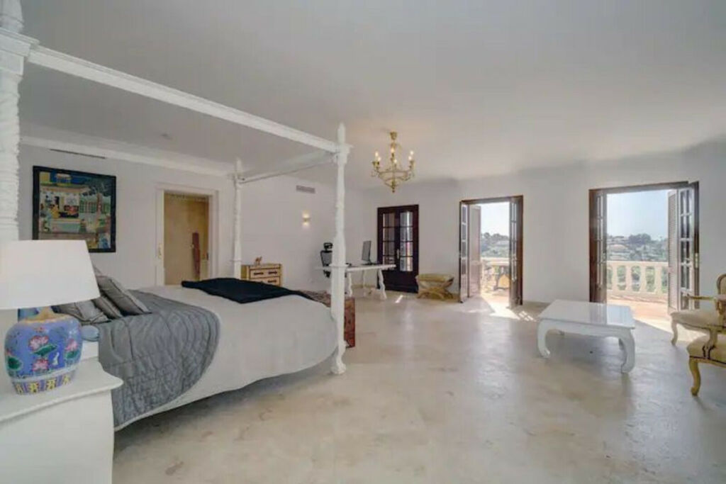 Detached Villa Benahavís Málaga - image 16