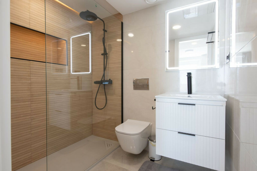Penthouse Calahonda Málaga - image 16