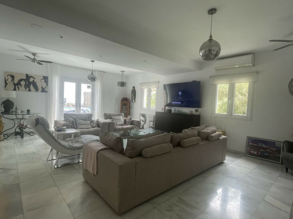Detached Villa San Pedro de Alcántara Málaga - image 16