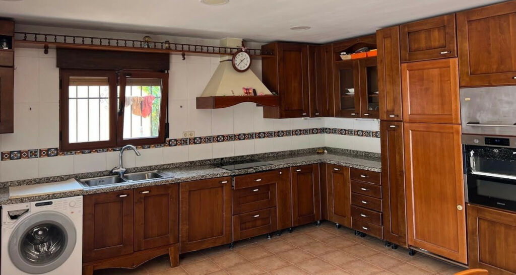 Detached Villa Albir Alicante - image 16