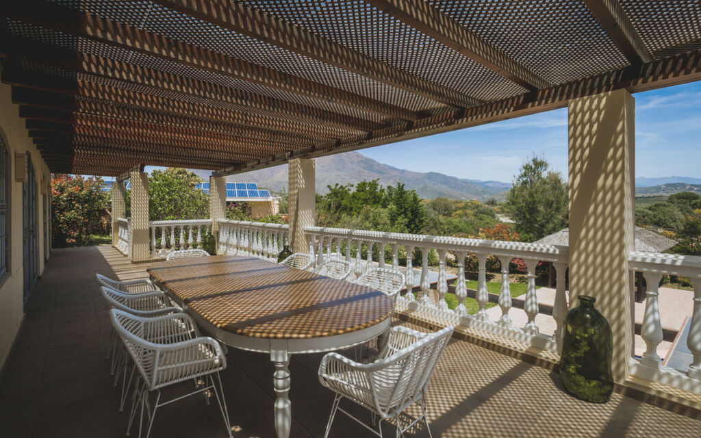Detached Villa Estepona Málaga - image 17