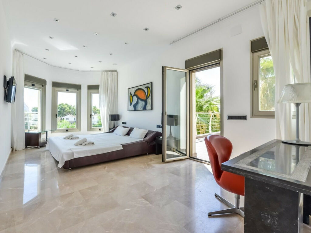 Detached Villa Benissa Alicante - image 17