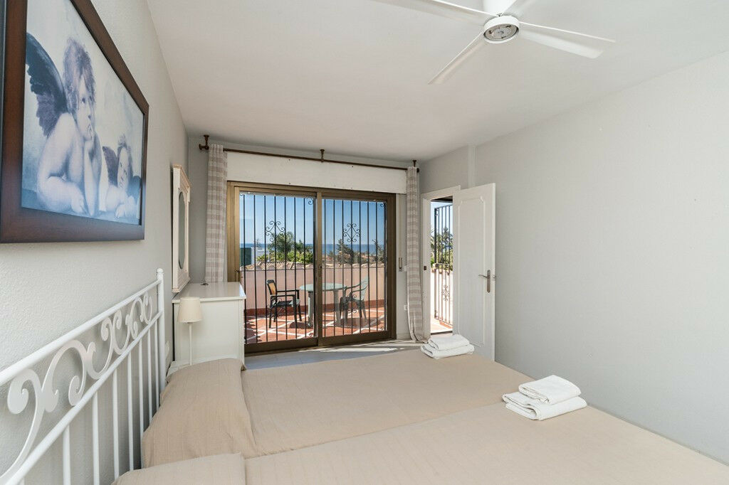 Detached Villa Marbesa Málaga - image 19