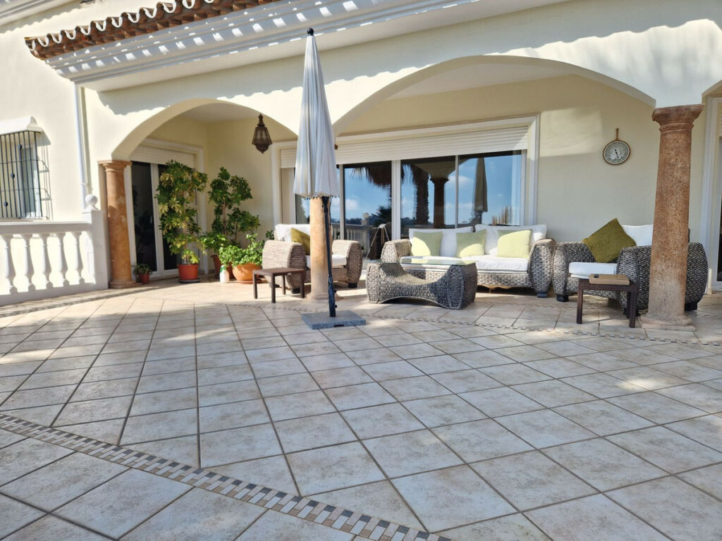 Detached Villa La Mairena Málaga - image 18