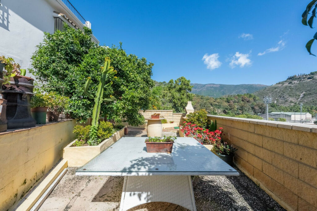 Ground Floor Apartment Benahavís Málaga - image 18