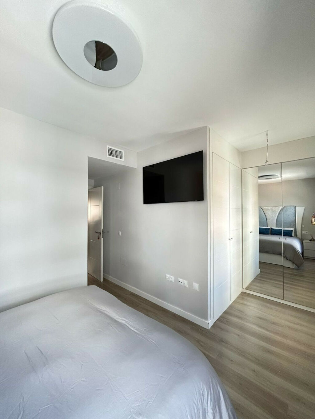 Middle Floor Apartment Nueva Andalucía Málaga - image 18