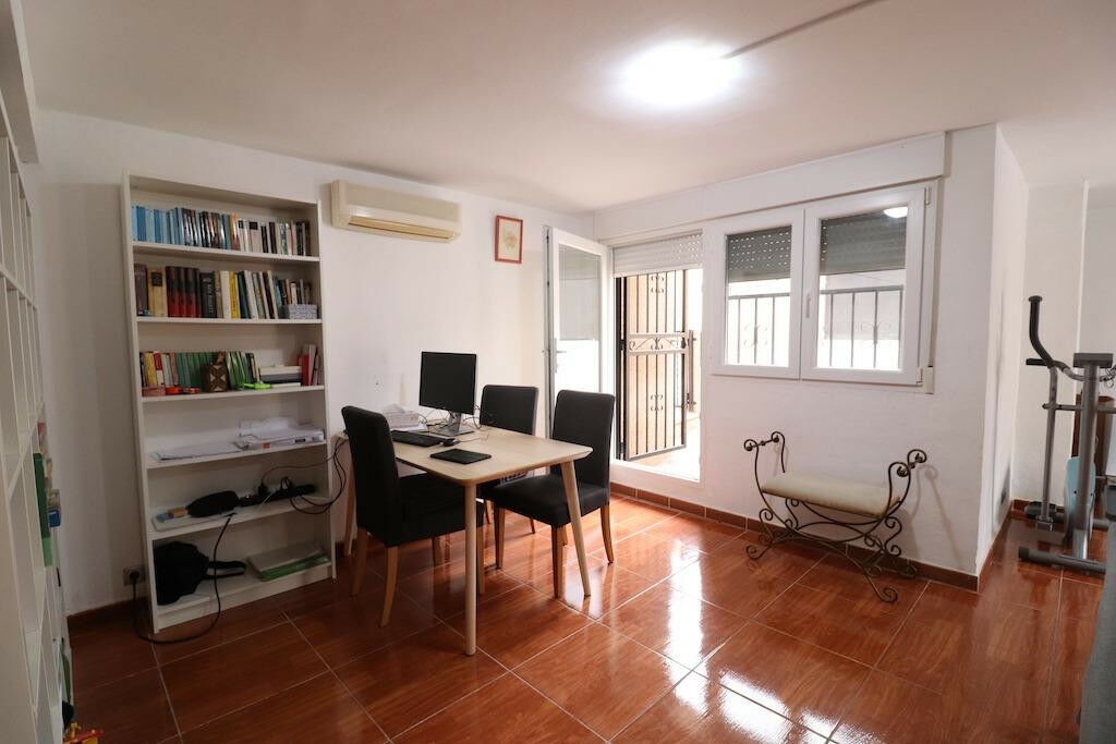 Detached Villa Los Altos Alicante - image 18