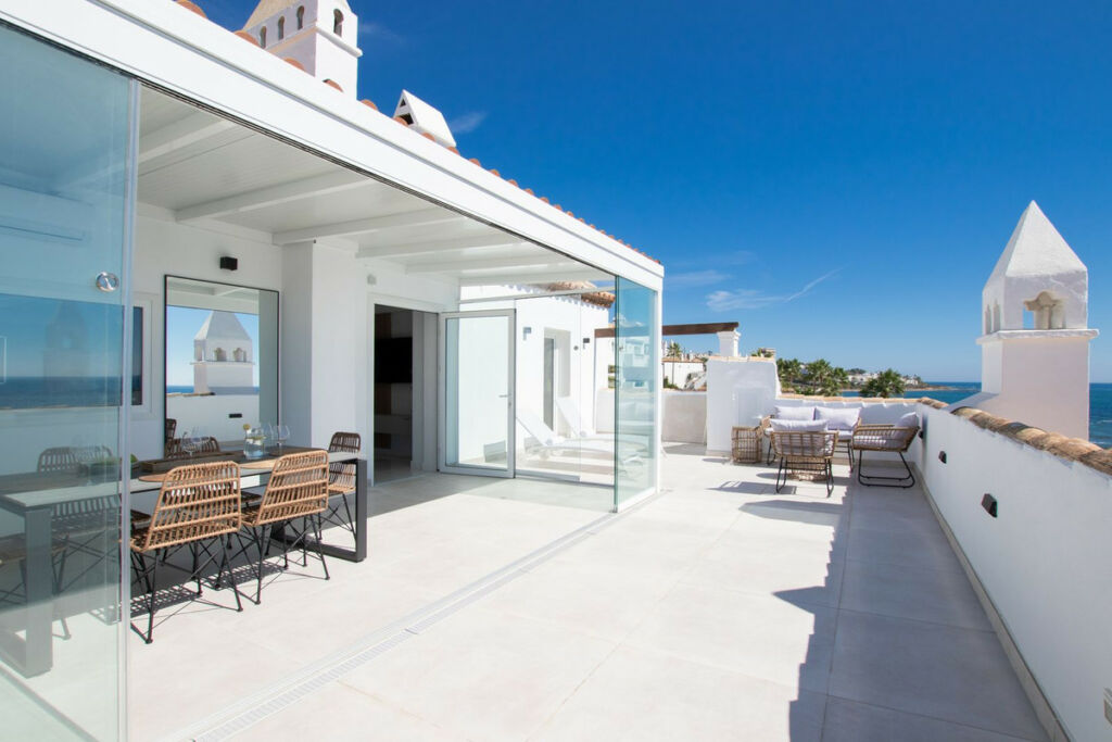Penthouse Calahonda Málaga - image 19