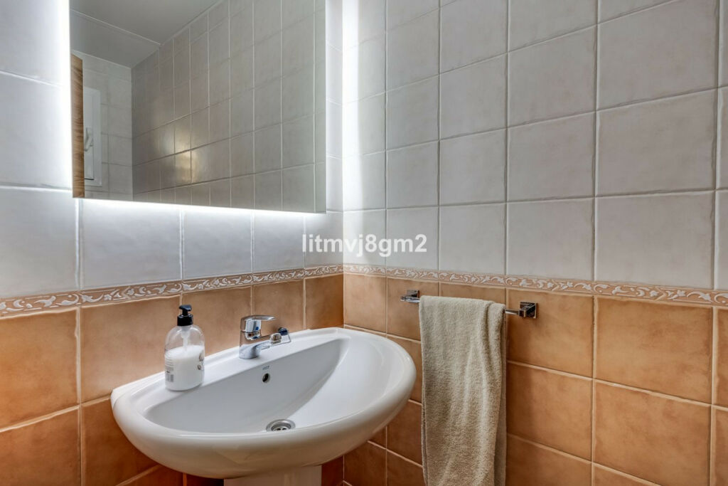 Townhouse Calahonda Málaga - image 19