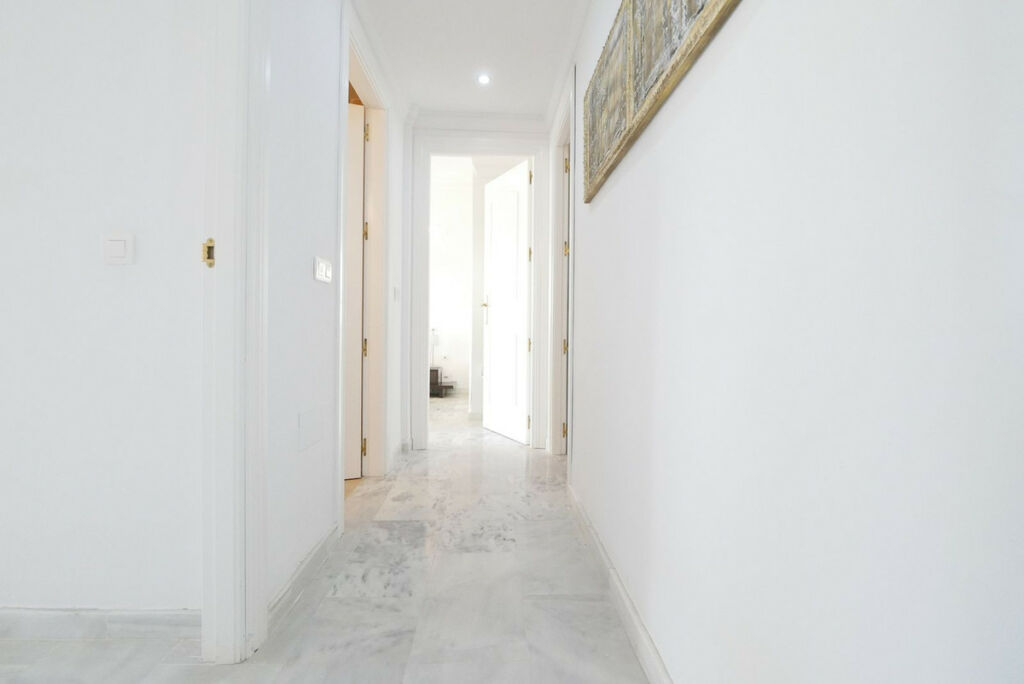 Ground Floor Apartment Calahonda Málaga - image 19