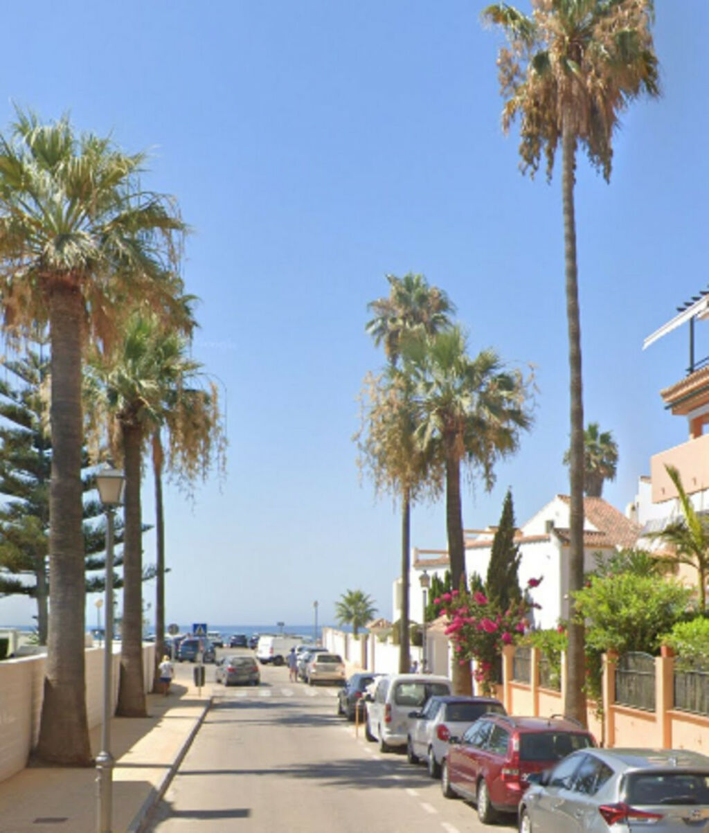 Townhouse Marbella Málaga - image 2